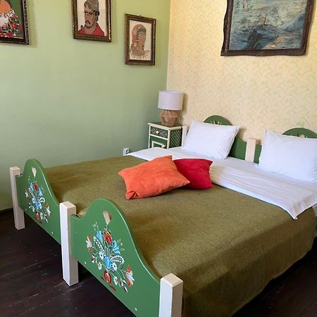 Отель Casa Saseasca Сигишоара Экстерьер фото